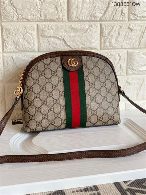 what does gucci purse look like